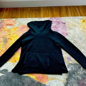 Women’s medium turtleneck